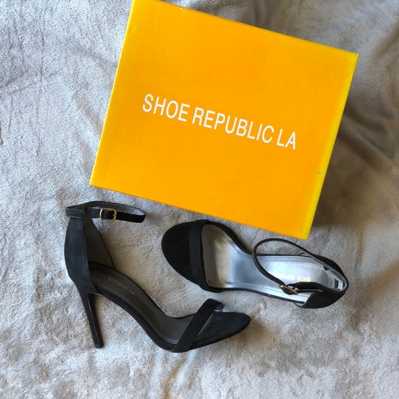 Heels - Picture 1 of 4